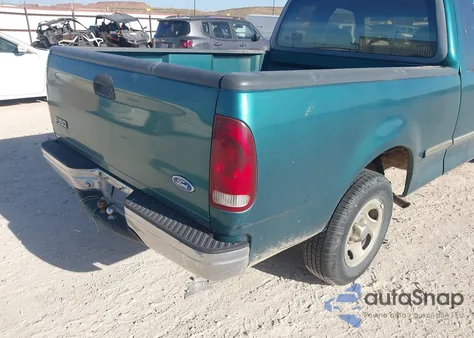 1997 Ford F-150 Lariat/Standard/Xl/Xlt z USA, uszkodzony, nr VIN 1FTDX1764VKA33222